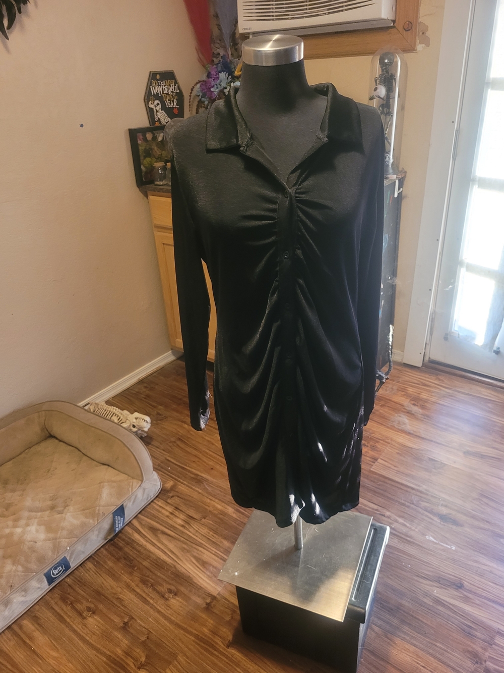 Classic Black Long-Sleeve Ruched Button Dress